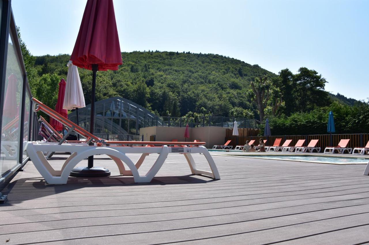 Hotel Domaine Du Lac Chambon Murol Luaran gambar